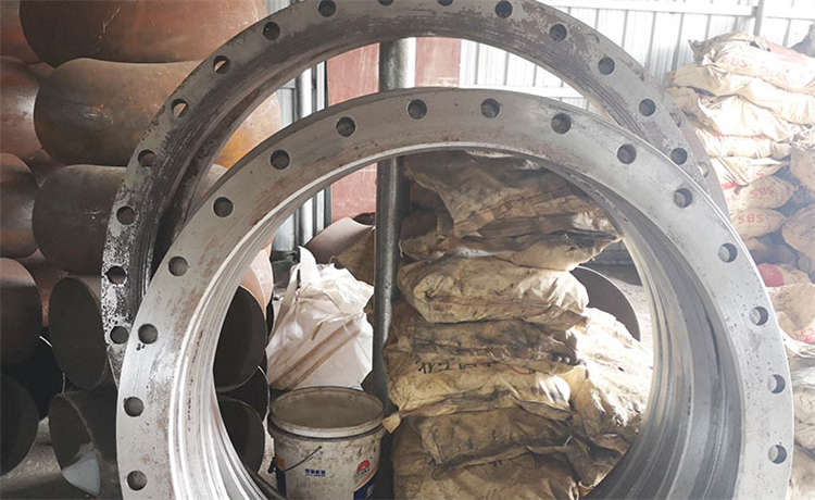 820-12螺旋鋼管，1924mm螺旋管，槽鋼批發(fā)，20鋼管樁廠家