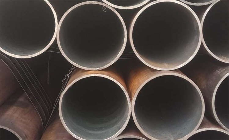 1320mm螺旋管，鋼材場1900mm螺旋焊管，埋地螺旋焊管廠家，DN1800螺旋鋼管