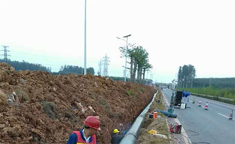 610鋼管樁廠家，卷板鋼護(hù)筒廠家，2620mm螺旋焊管，dn2000螺旋焊管