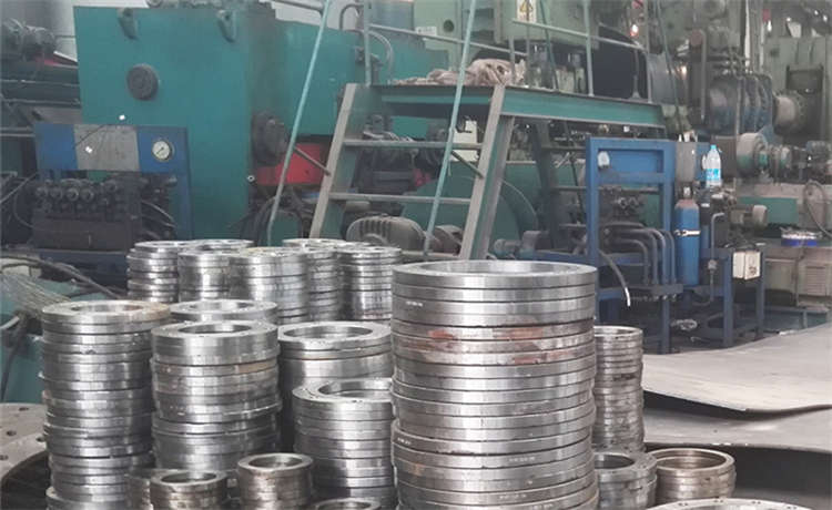 2120mm螺旋鋼管，清遠(yuǎn)920供水鋼管，530-6-8-10mm螺旋鋼管，3PE防腐螺旋管廠家