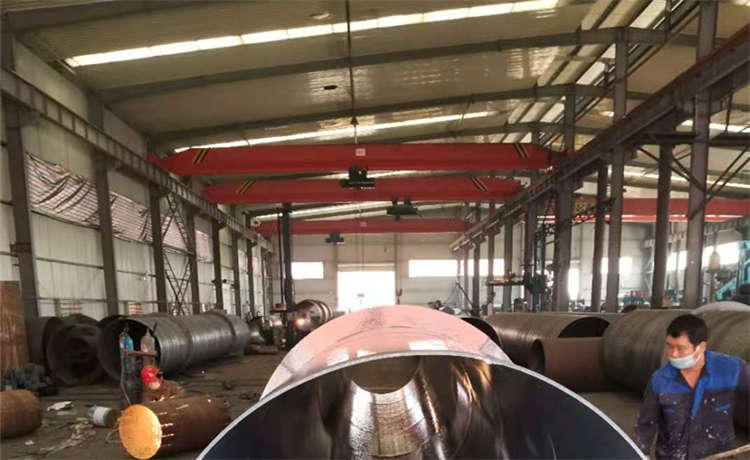 610 724mm螺旋鋼管，賀州3000mm螺旋管，377-10mm螺旋焊管，377螺旋鋼管多少錢一米