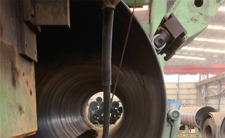 外徑529mm螺旋管，深圳DN1900mm螺旋管，3300mm螺旋焊管，鋼材場幕墻鍍鋅方管