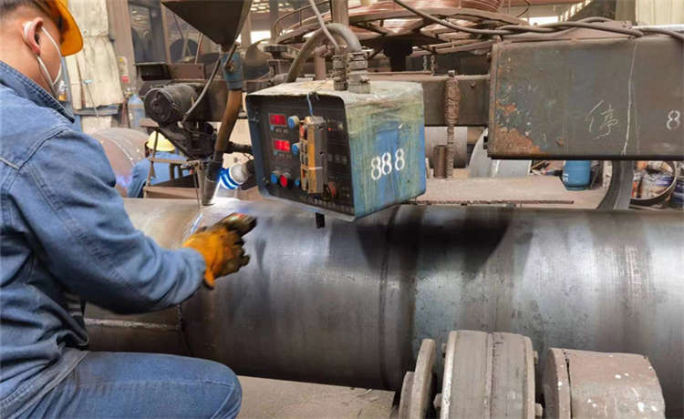 1820mm螺旋焊管，賀州鋼鐵世界2020mm螺旋鋼管，卷板管鋼護筒，800鎖扣螺旋管