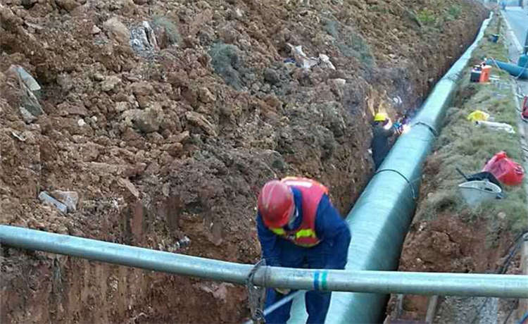 2020螺旋鋼管廠家，1420污水排水鋼管廠家，dn1500mm螺旋管，920螺旋鋼管